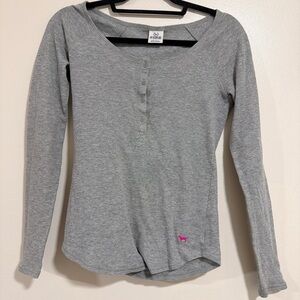 Victoria’s Secret Pink Sequin Henley Top Pink Dog Extra Small XS Y2K 2000’s